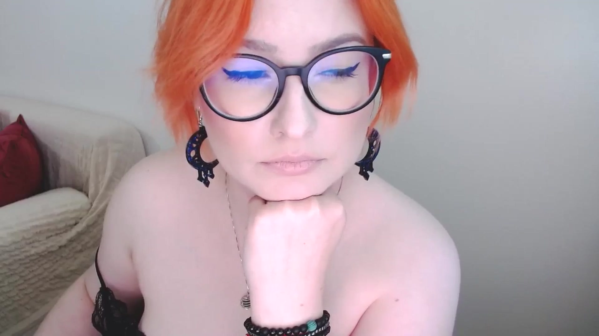 Gallery image thumbnail from EvaStar19's myfreecams stream on, 09/28/2024, 10:49 image 2 of 20