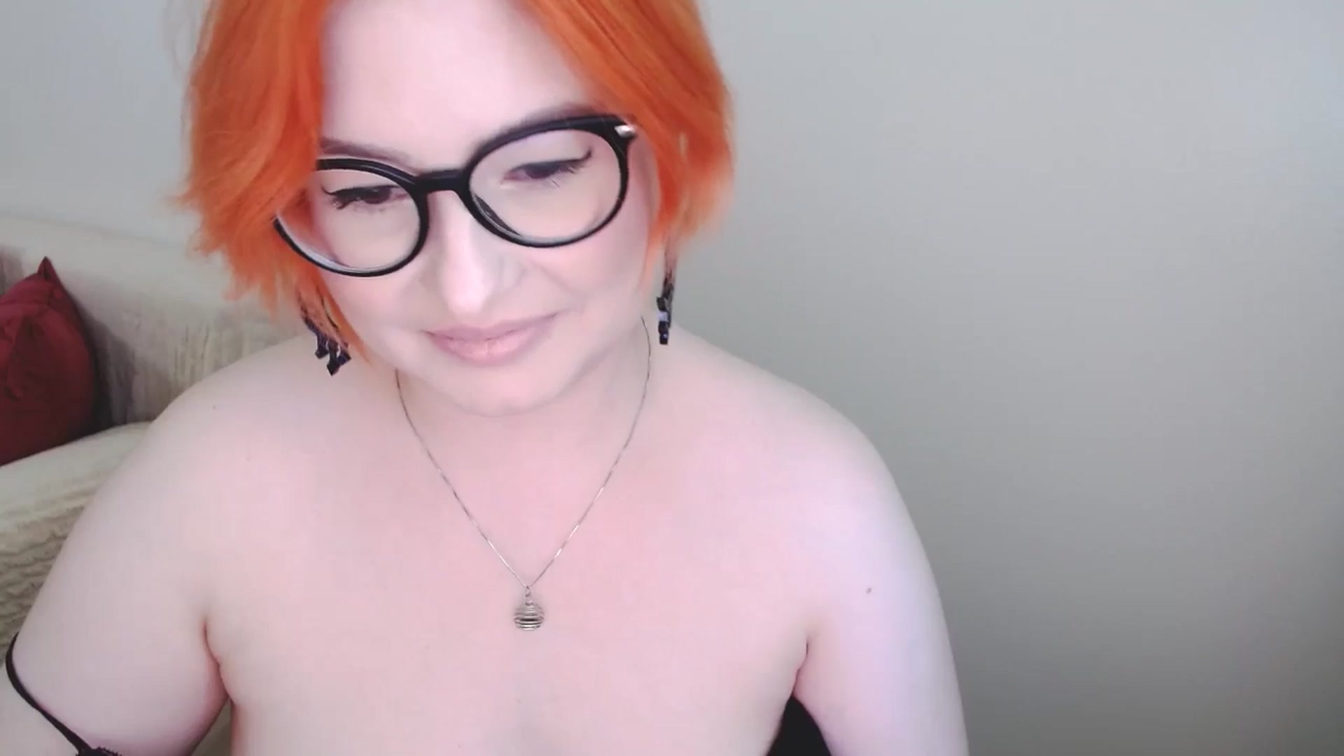 Gallery image thumbnail from EvaStar19's myfreecams stream on, 09/28/2024, 10:49 image 12 of 20