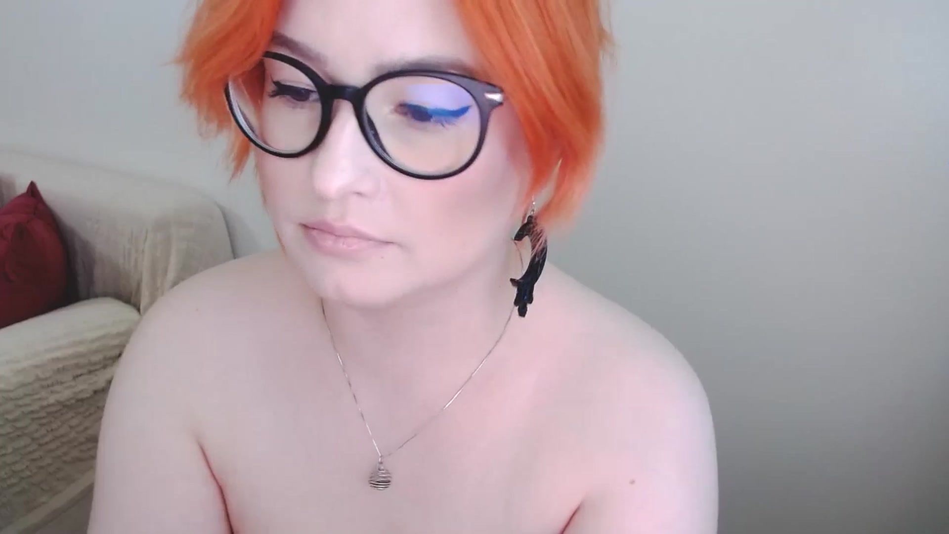 Gallery image thumbnail from EvaStar19's myfreecams stream on, 09/28/2024, 10:49 image 18 of 20