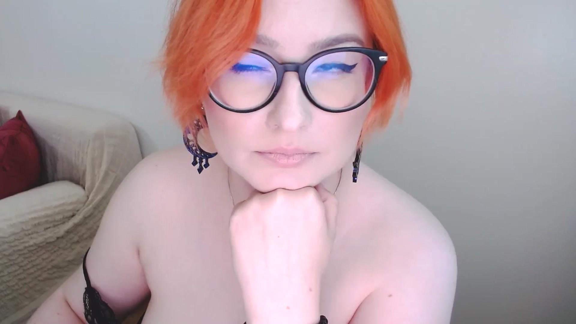 Gallery image thumbnail from EvaStar19's myfreecams stream on, 09/28/2024, 10:49 image 9 of 20