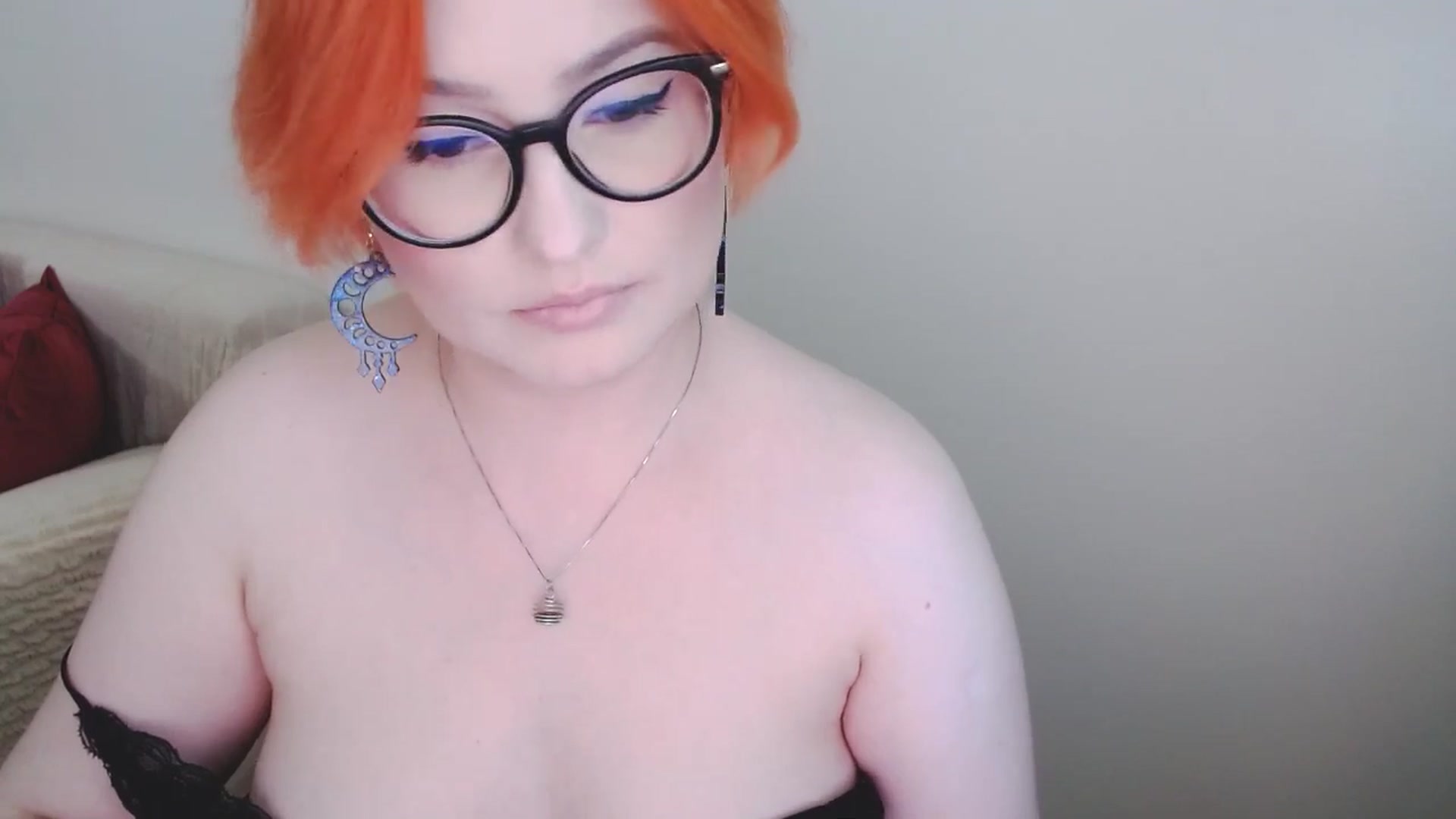 Gallery image thumbnail from EvaStar19's myfreecams stream on, 09/28/2024, 11:39 image 14 of 20