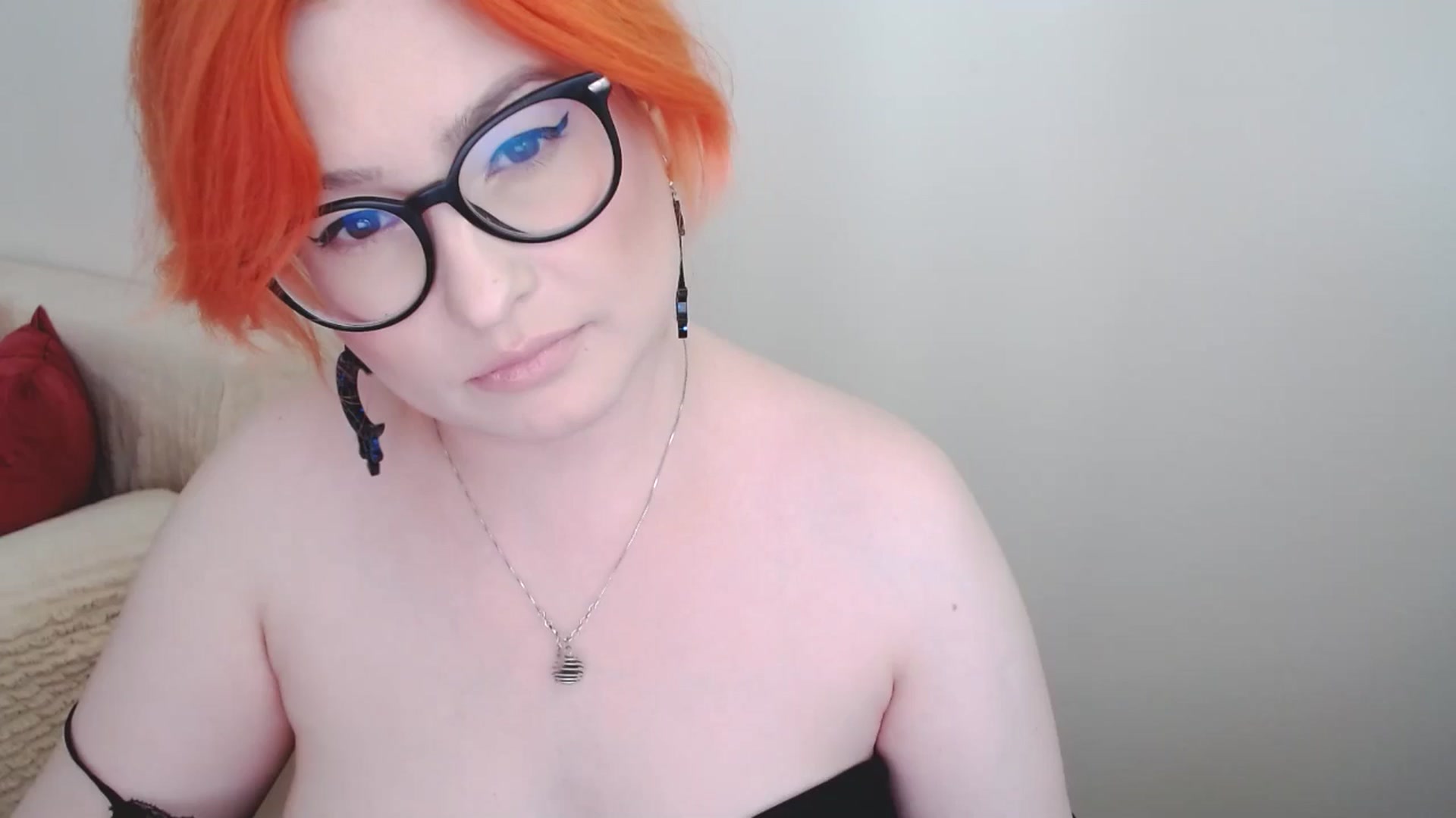 Gallery image thumbnail from EvaStar19's myfreecams stream on, 09/28/2024, 15:16 image 4 of 20