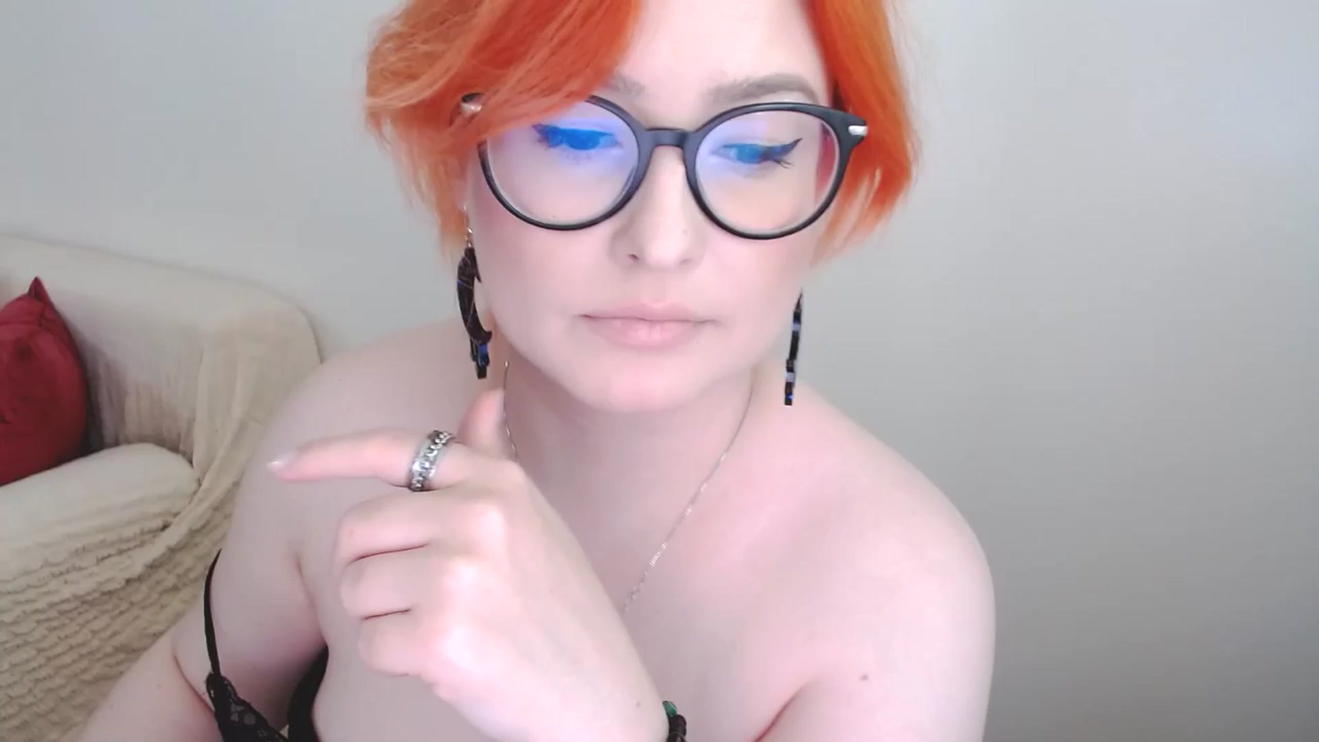 Gallery image thumbnail from EvaStar19's myfreecams stream on, 09/28/2024, 15:16 image 1 of 20