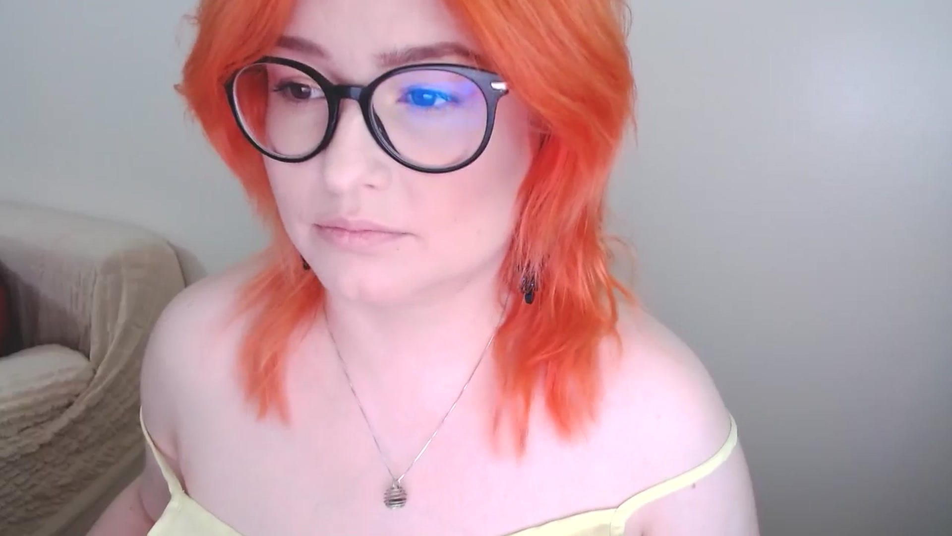Gallery image thumbnail from EvaStar19's myfreecams stream on, 10/14/2024, 07:47 image 14 of 20
