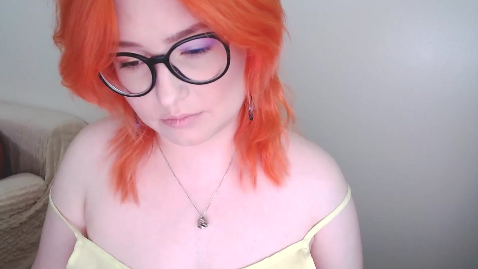 Gallery image thumbnail from EvaStar19's myfreecams stream on, 10/14/2024, 07:47 image 15 of 20