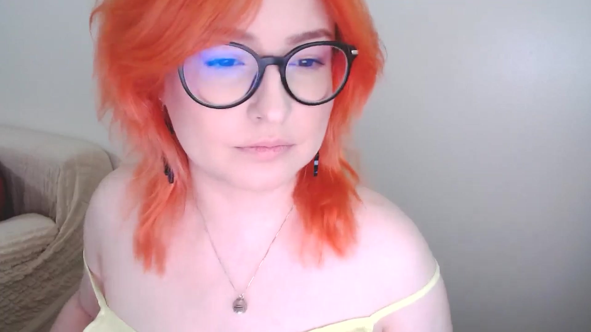 Gallery image thumbnail from EvaStar19's myfreecams stream on, 10/14/2024, 07:47 image 11 of 20