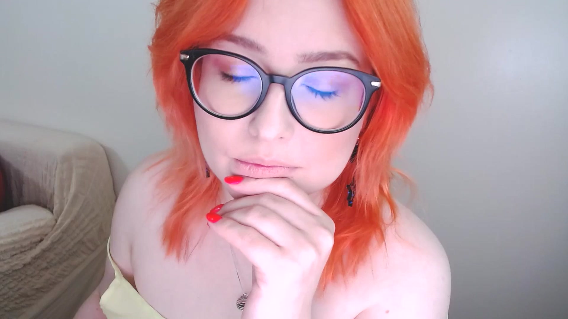Gallery image thumbnail from EvaStar19's myfreecams stream on, 10/14/2024, 07:47 image 7 of 20