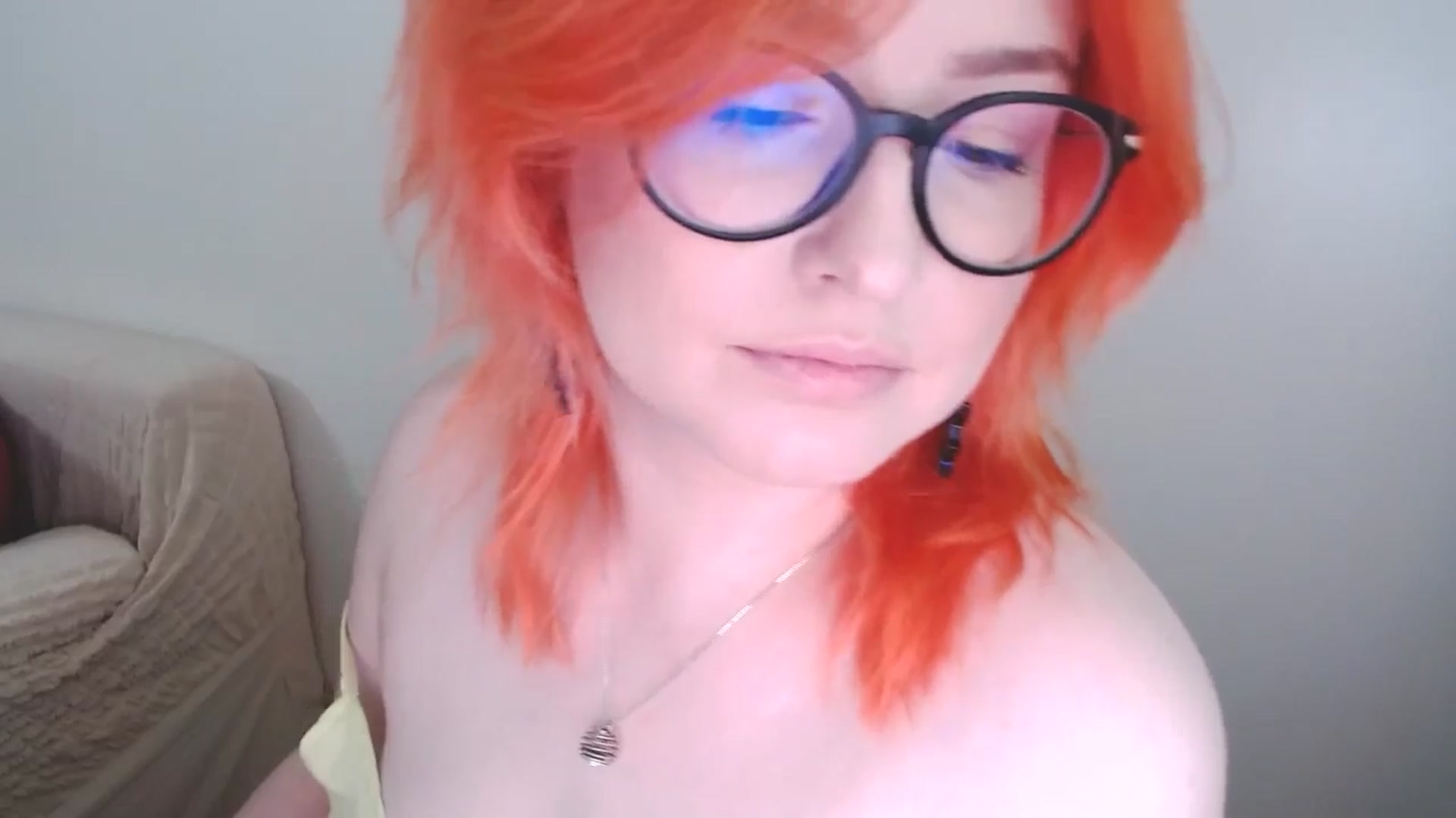 Gallery image thumbnail from EvaStar19's myfreecams stream on, 10/14/2024, 07:47 image 20 of 20