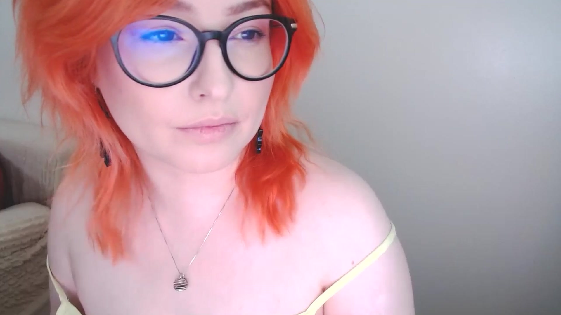 Gallery image thumbnail from EvaStar19's myfreecams stream on, 10/14/2024, 07:47 image 16 of 20