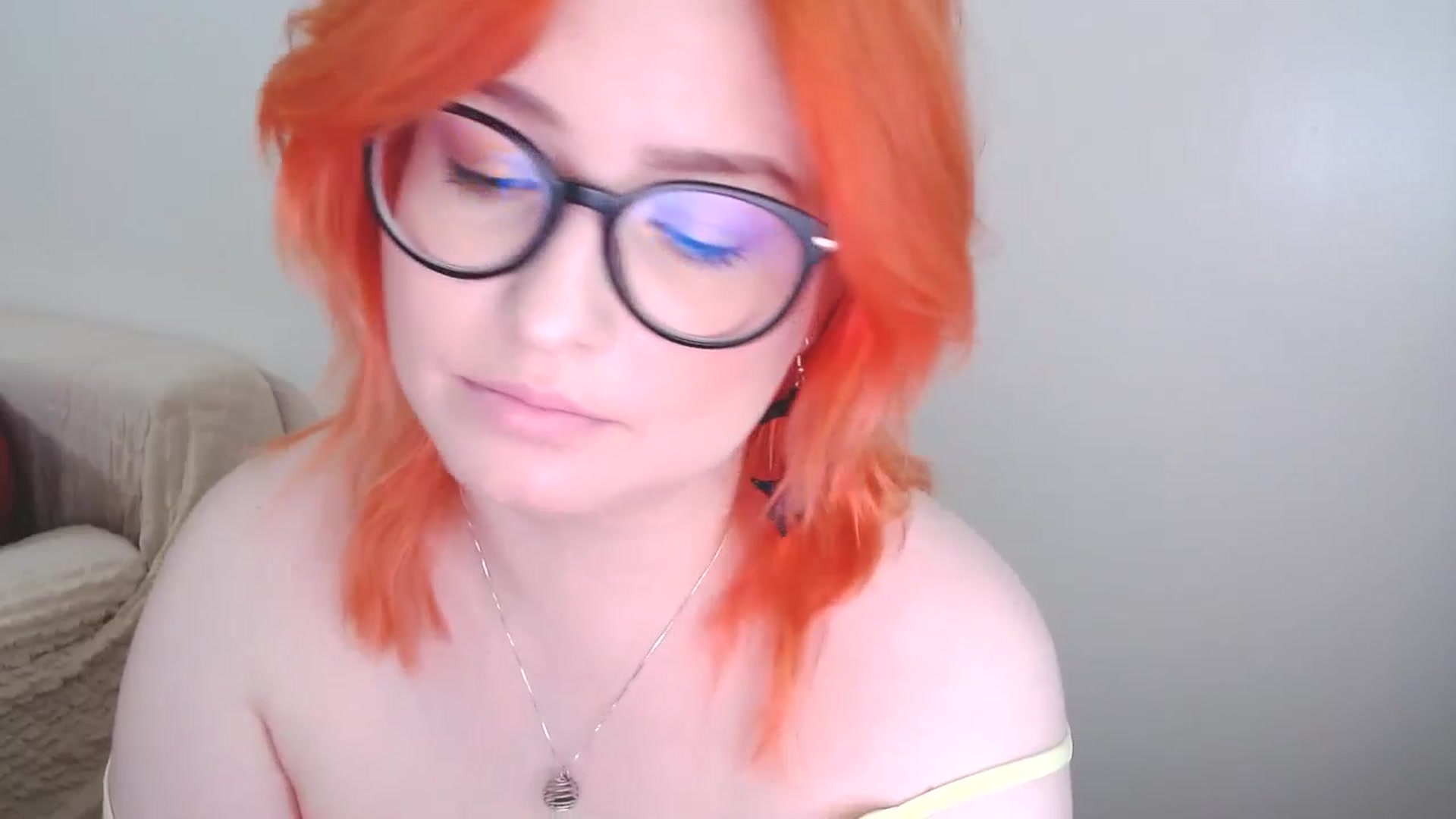 Gallery image thumbnail from EvaStar19's myfreecams stream on, 10/14/2024, 08:40 image 20 of 20