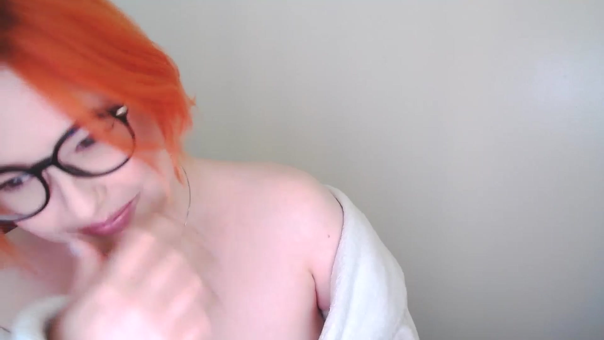Gallery image thumbnail from EvaStar19's myfreecams stream on, 10/15/2024, 15:12 image 11 of 20