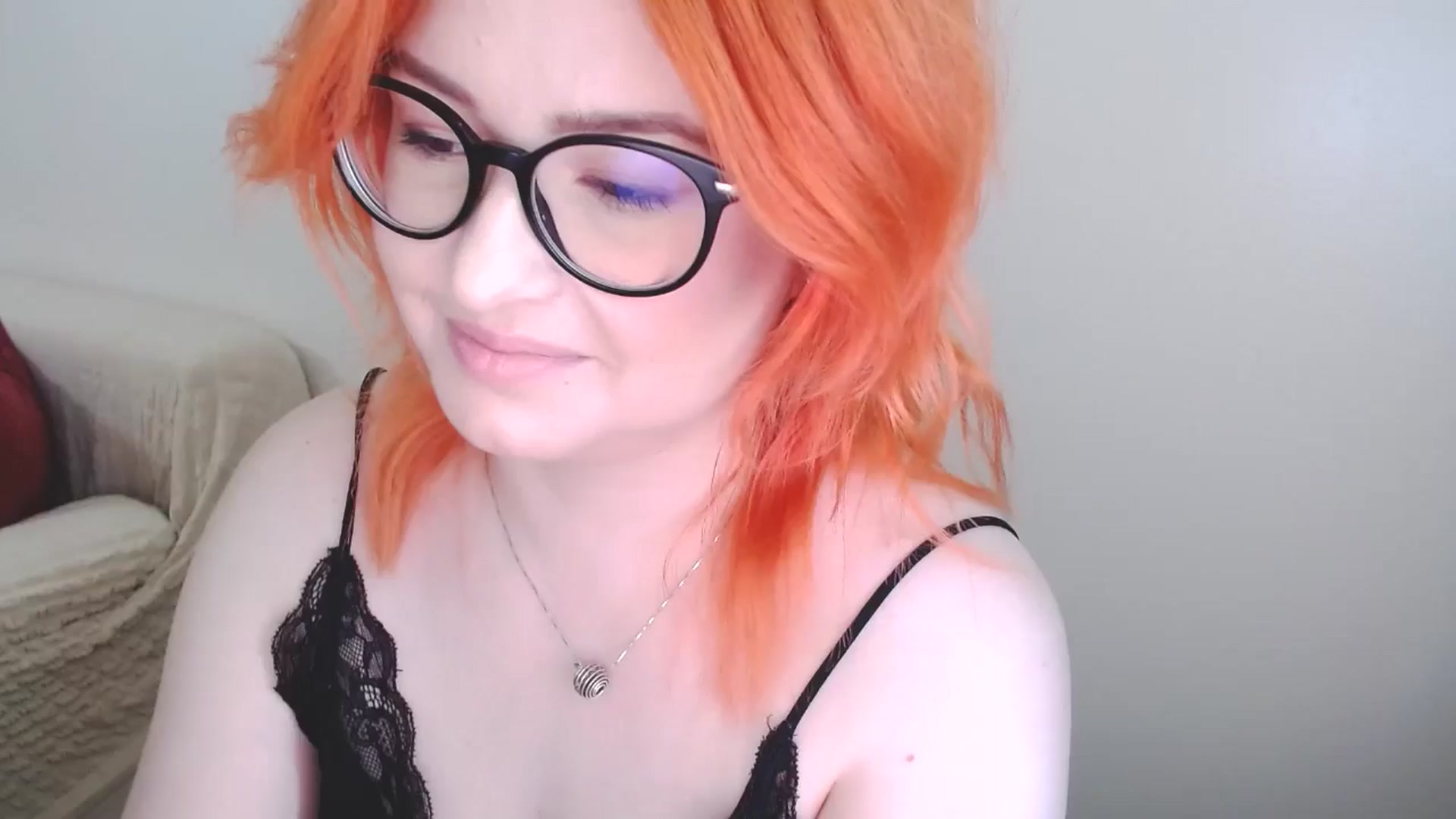 Gallery image thumbnail from EvaStar19's myfreecams stream on, 10/17/2024, 08:26 image 1 of 20