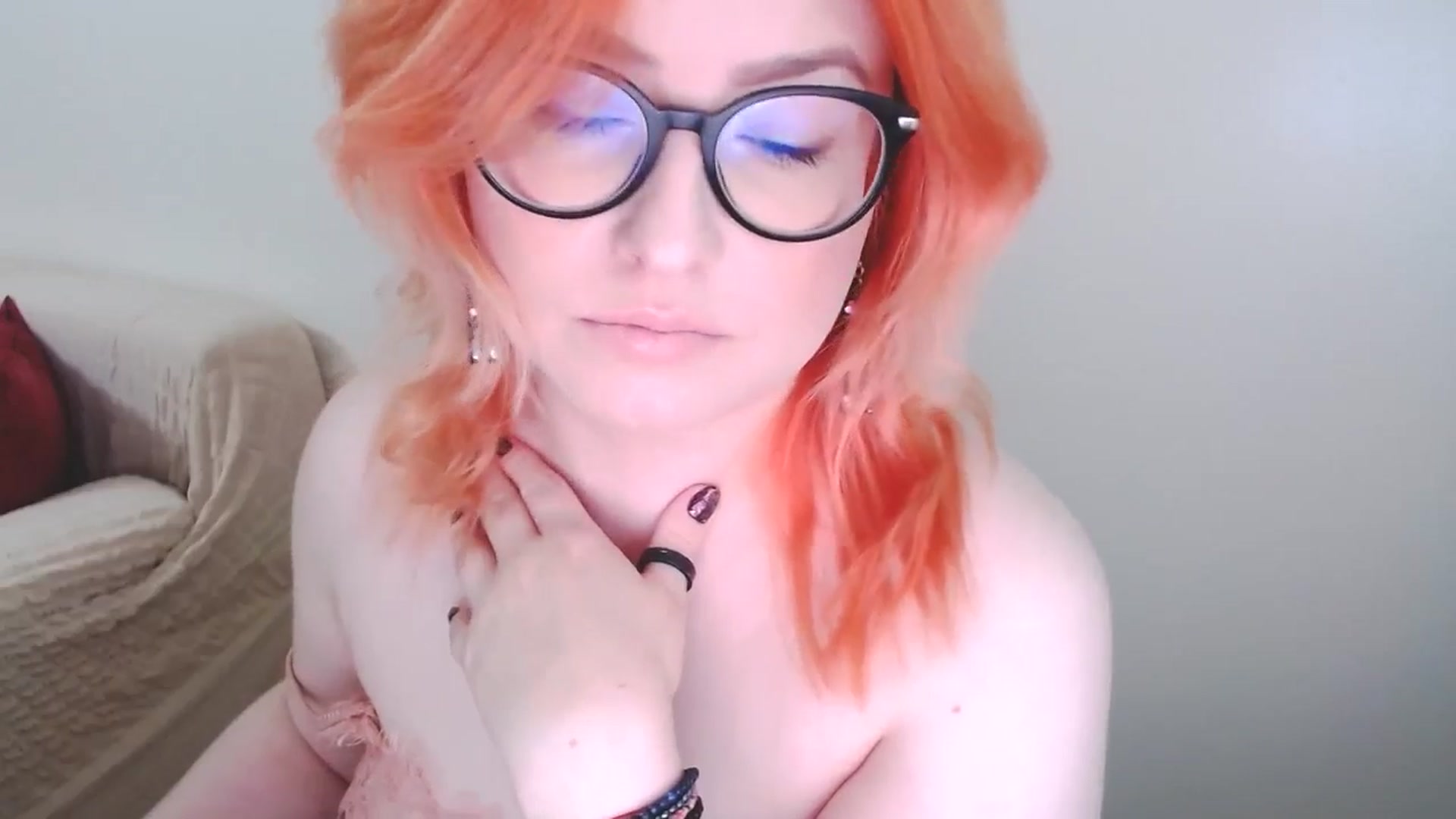 Gallery image thumbnail from EvaStar19's myfreecams stream on, 11/12/2024, 08:16 image 3 of 20