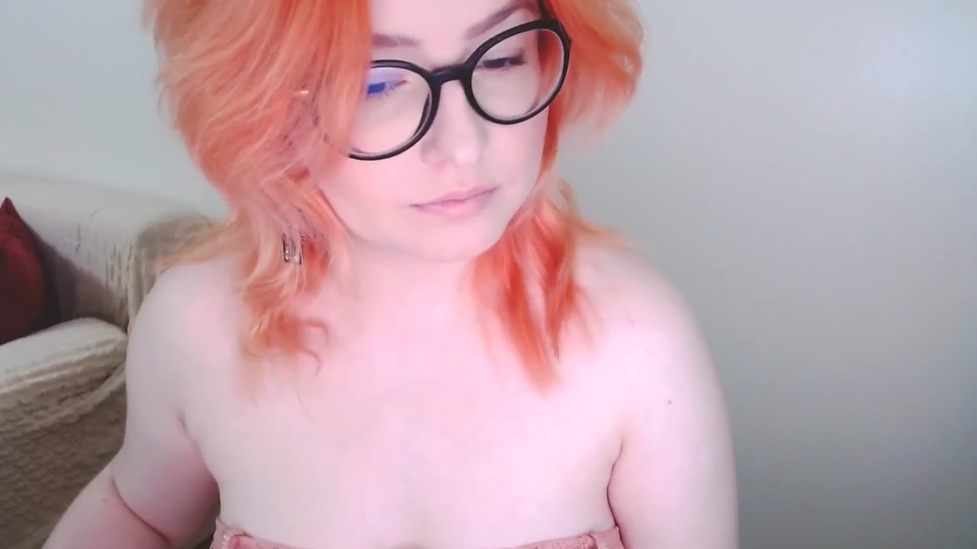 Gallery image thumbnail from EvaStar19's myfreecams stream on, 11/12/2024, 09:14 image 7 of 20