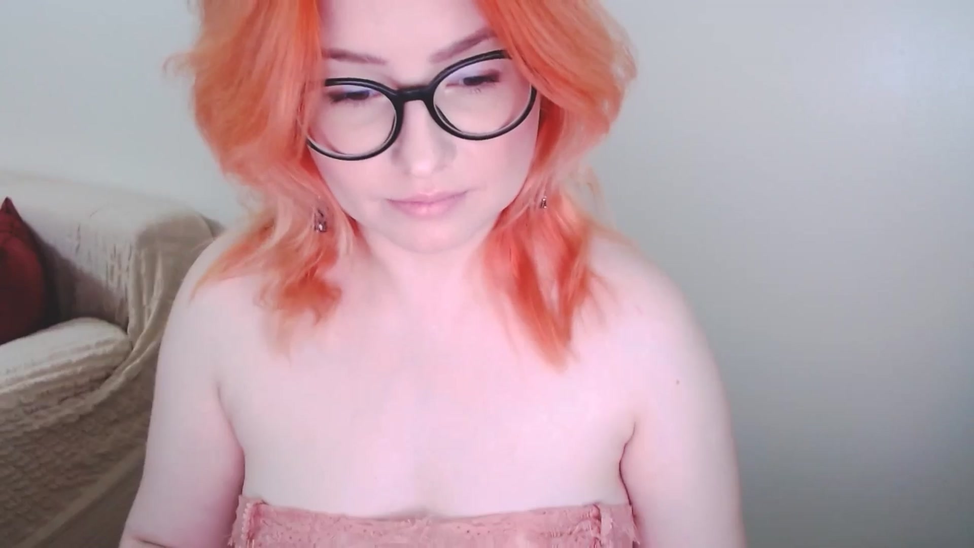 Gallery image thumbnail from EvaStar19's myfreecams stream on, 11/12/2024, 09:14 image 8 of 20