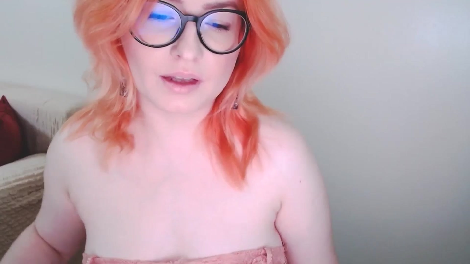 Gallery image thumbnail from EvaStar19's myfreecams stream on, 11/12/2024, 09:14 image 9 of 20