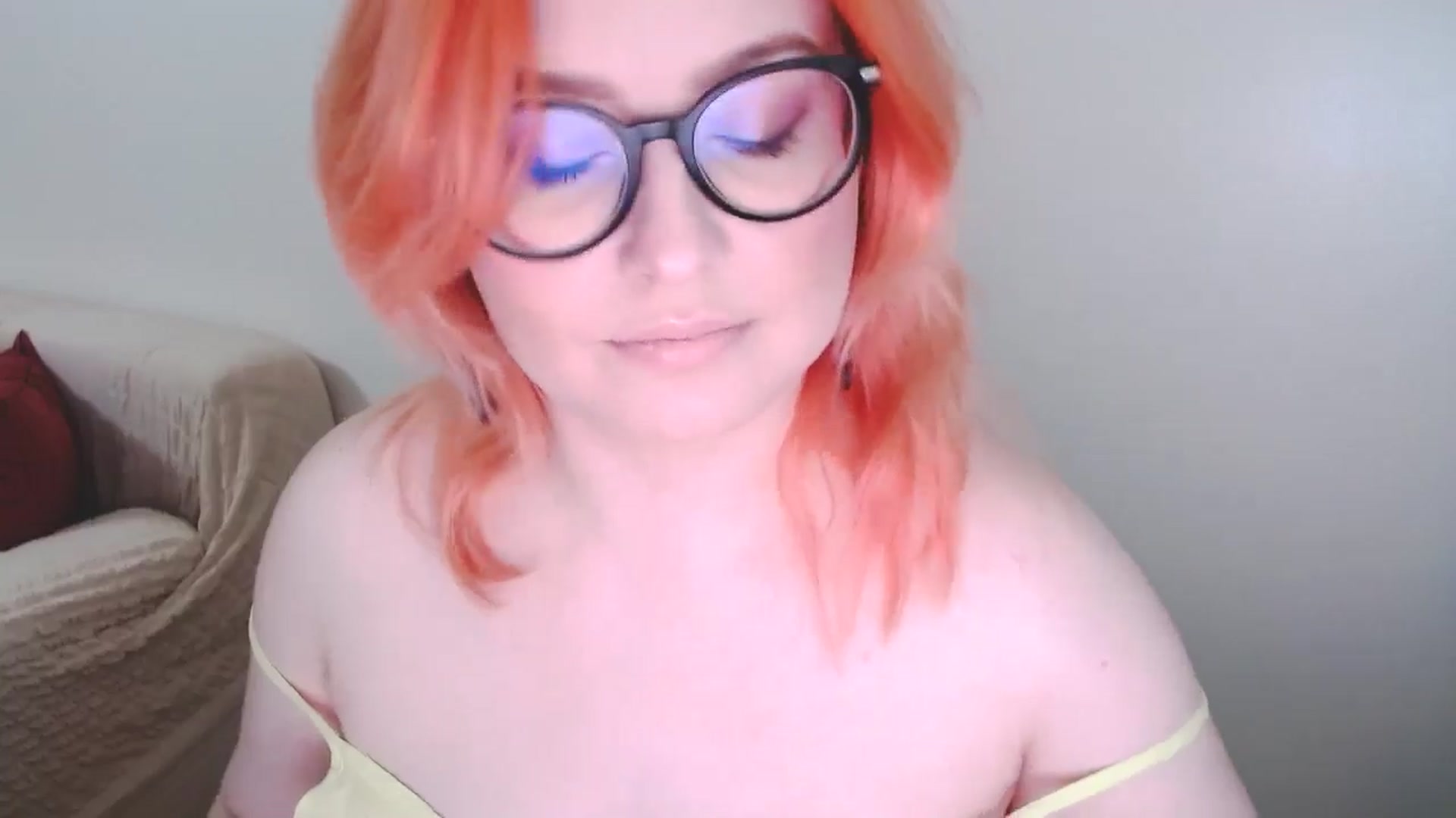 Gallery image thumbnail from EvaStar19's myfreecams stream on, 11/13/2024, 09:46 image 11 of 20
