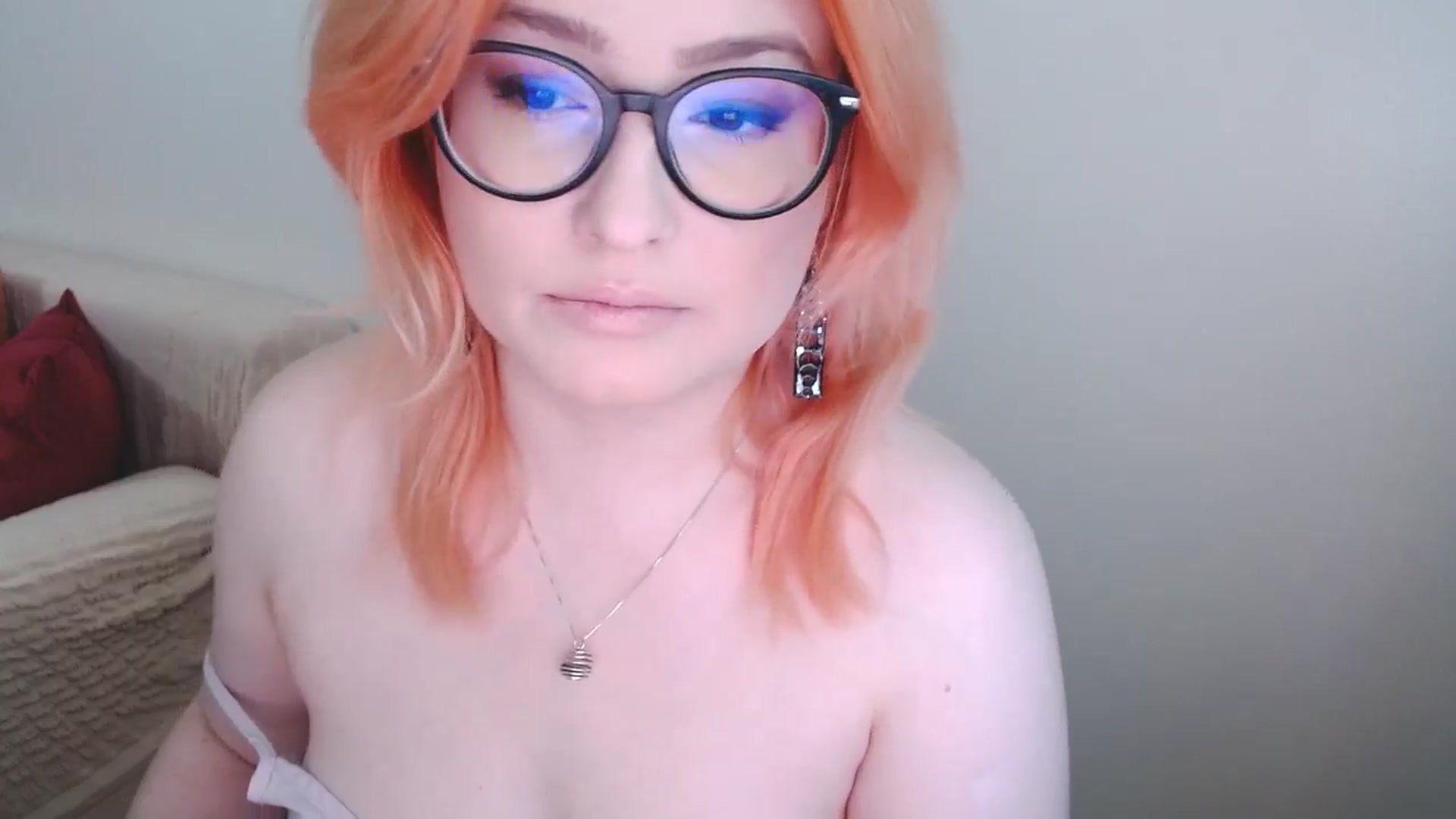 Gallery image thumbnail from EvaStar19's myfreecams stream on, 11/24/2024, 12:33 image 5 of 20