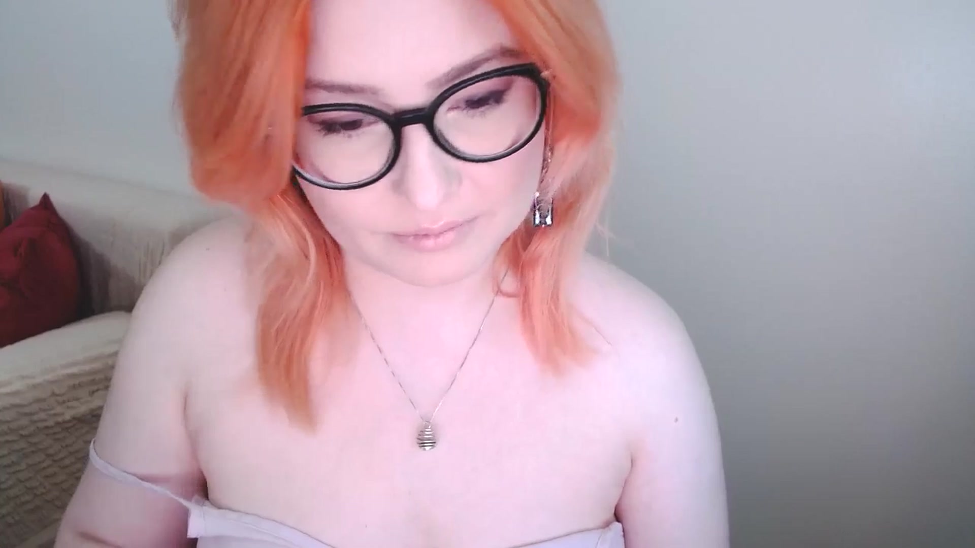 Gallery image thumbnail from EvaStar19's myfreecams stream on, 11/24/2024, 12:33 image 11 of 20
