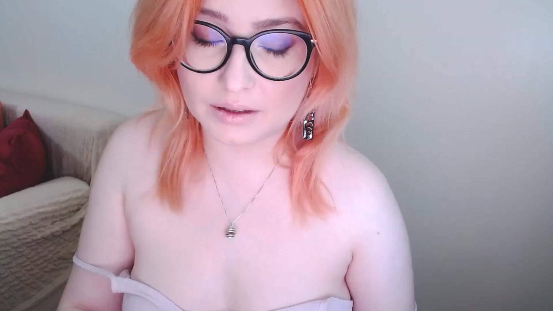 Gallery image thumbnail from EvaStar19's myfreecams stream on, 11/24/2024, 12:33 image 10 of 20