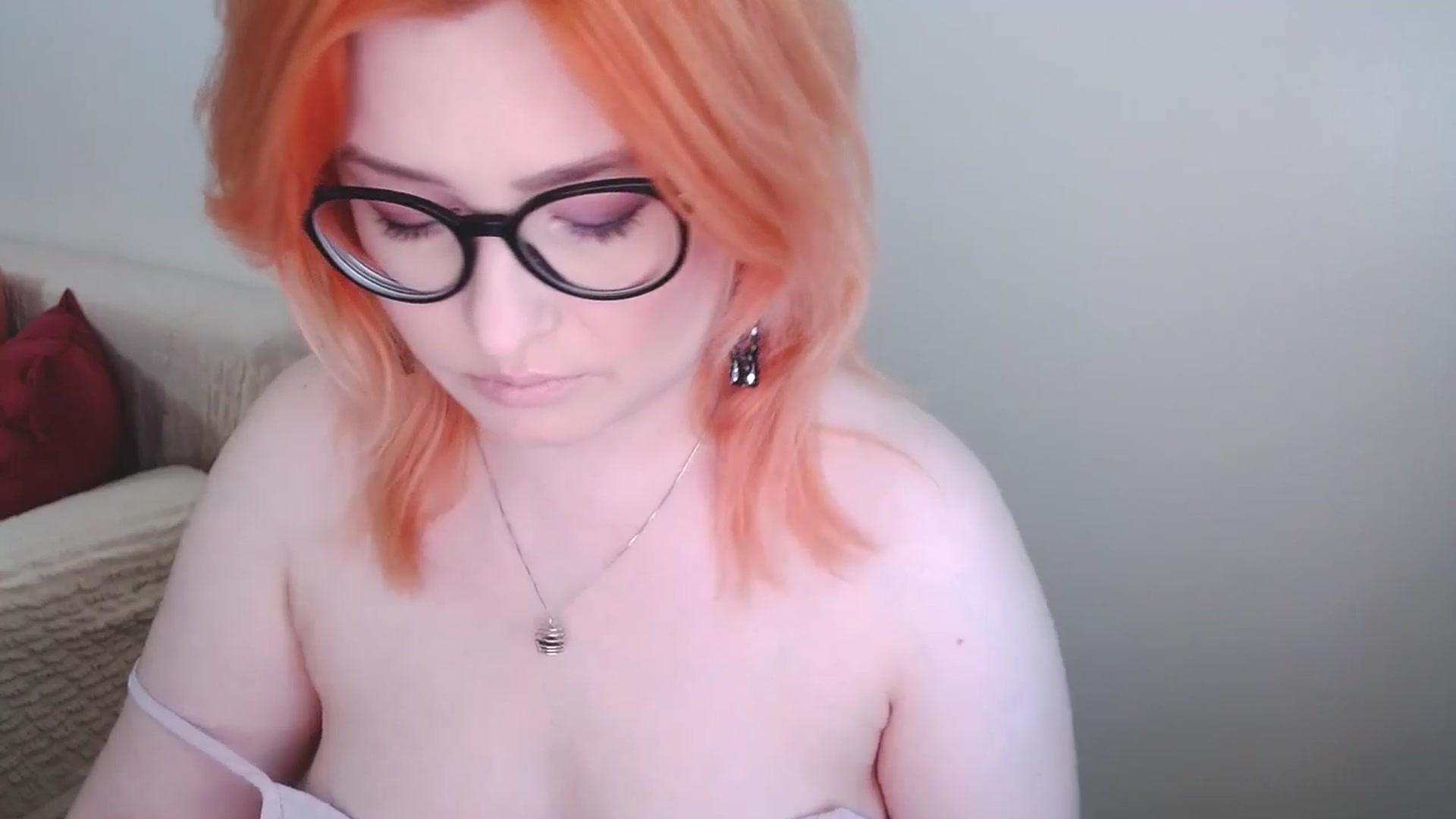 Gallery image thumbnail from EvaStar19's myfreecams stream on, 11/24/2024, 12:33 image 2 of 20
