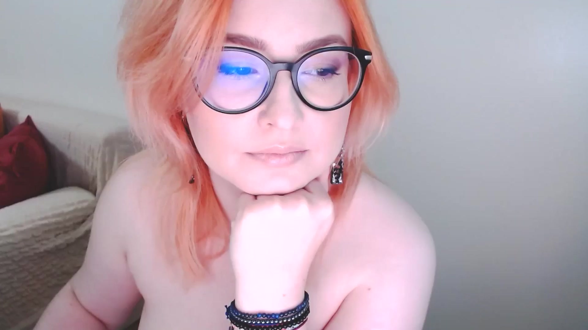 Gallery image thumbnail from EvaStar19's myfreecams stream on, 11/24/2024, 14:15 image 9 of 20