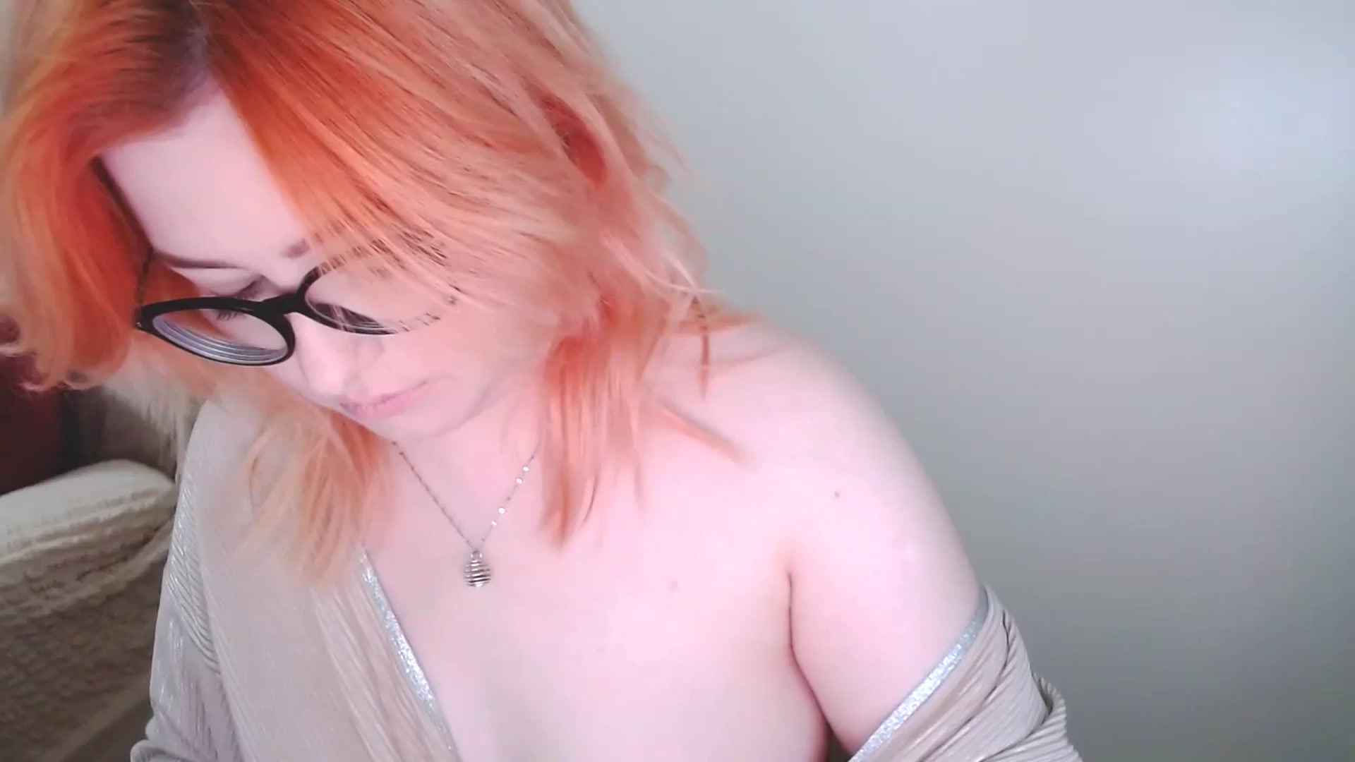Gallery image thumbnail from EvaStar19's myfreecams stream on, 11/28/2024, 08:17 image 1 of 20