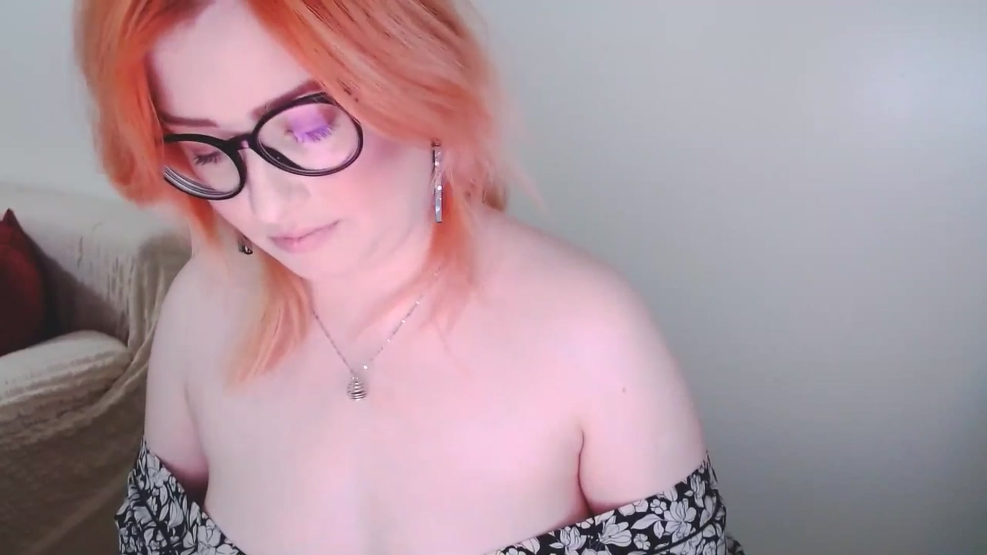 Gallery image thumbnail from EvaStar19's myfreecams stream on, 11/30/2024, 11:10 image 5 of 20