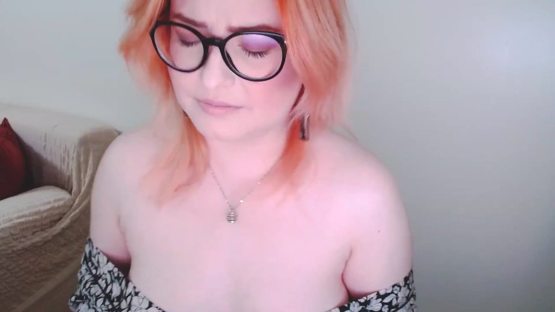 Gallery image thumbnail from EvaStar19's myfreecams stream on, 11/30/2024, 11:10 image 14 of 20