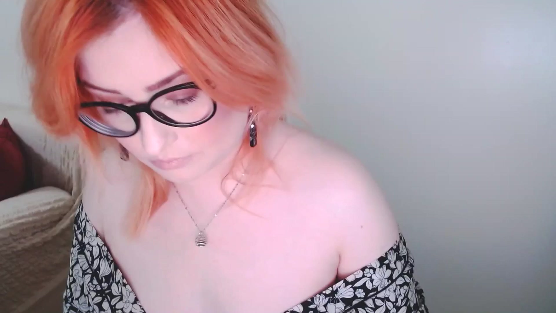 Gallery image thumbnail from EvaStar19's myfreecams stream on, 11/30/2024, 11:10 image 3 of 20