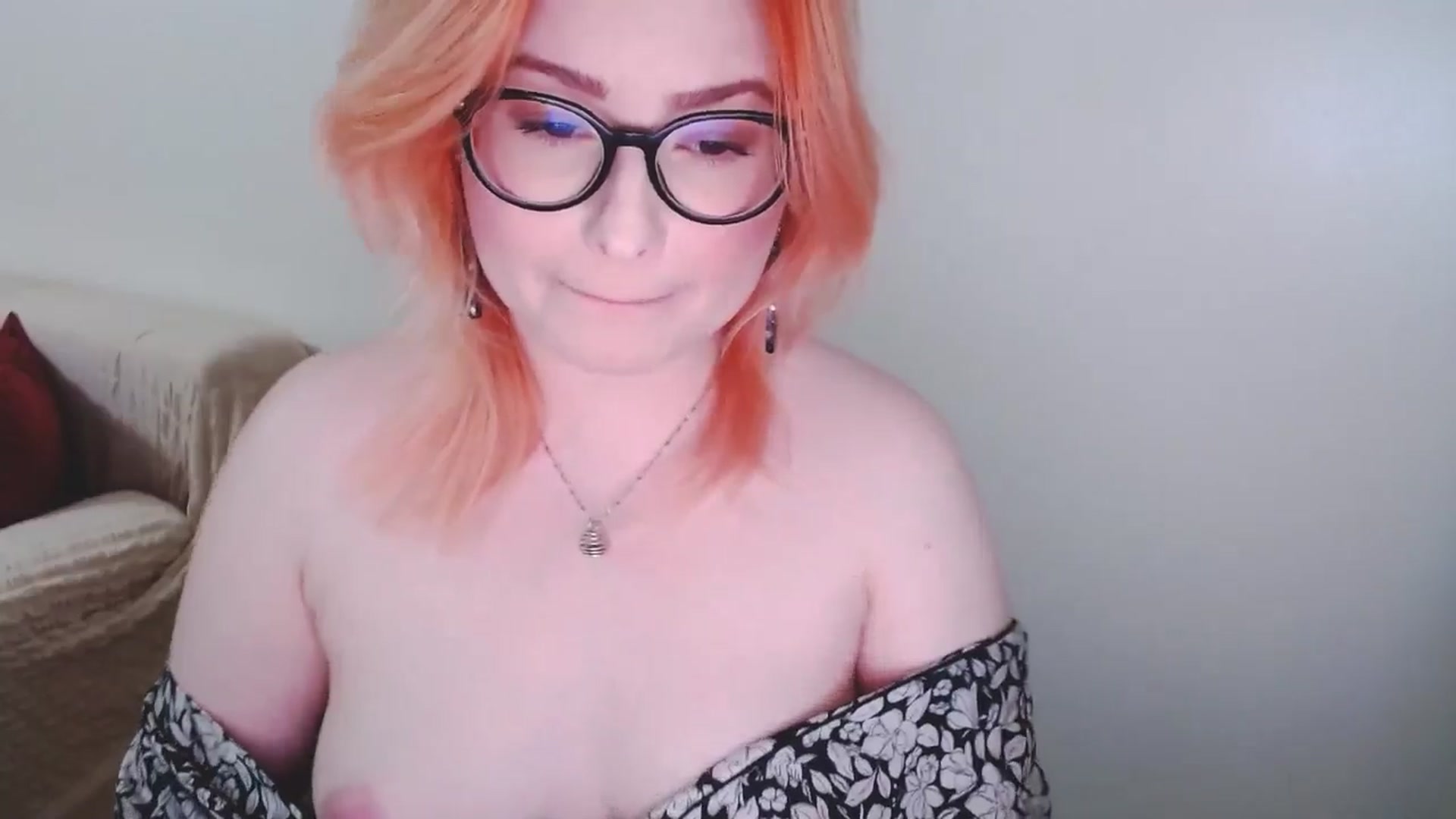 Gallery image thumbnail from EvaStar19's myfreecams stream on, 11/30/2024, 12:35 image 2 of 20