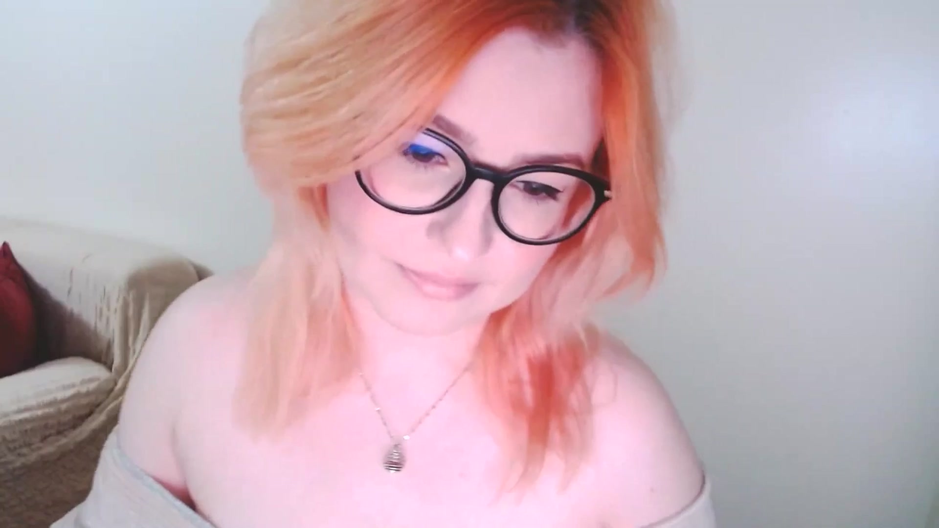 Gallery image thumbnail from EvaStar19's myfreecams stream on, 12/07/2024, 14:49 image 8 of 20