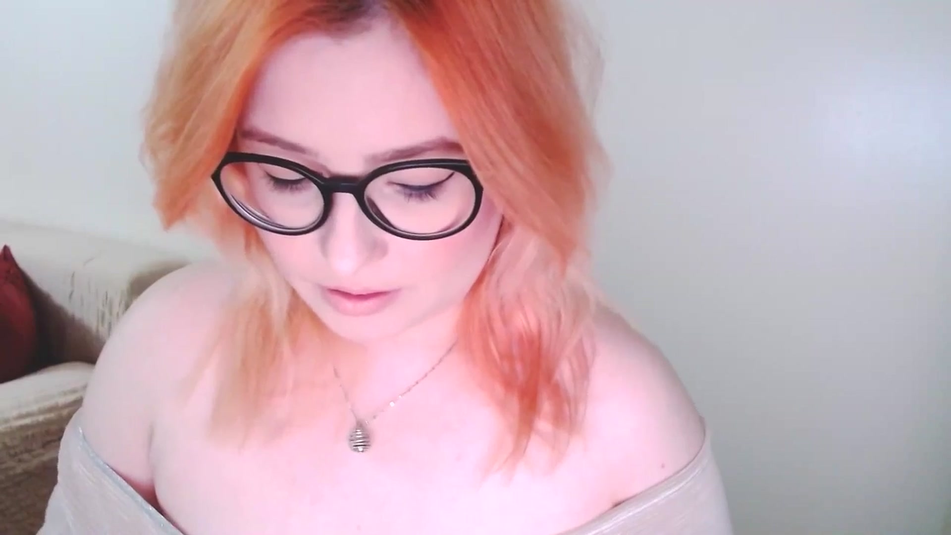 Gallery image thumbnail from EvaStar19's myfreecams stream on, 12/07/2024, 14:49 image 14 of 20