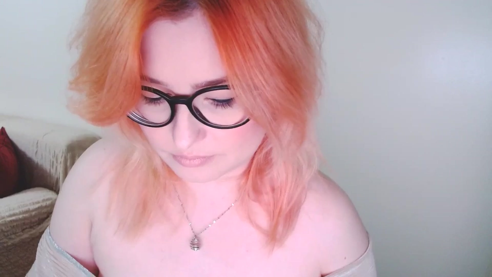 Gallery image thumbnail from EvaStar19's myfreecams stream on, 12/07/2024, 14:49 image 3 of 20