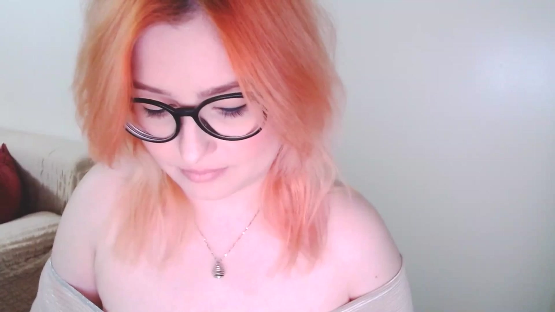 Gallery image thumbnail from EvaStar19's myfreecams stream on, 12/07/2024, 14:49 image 17 of 20