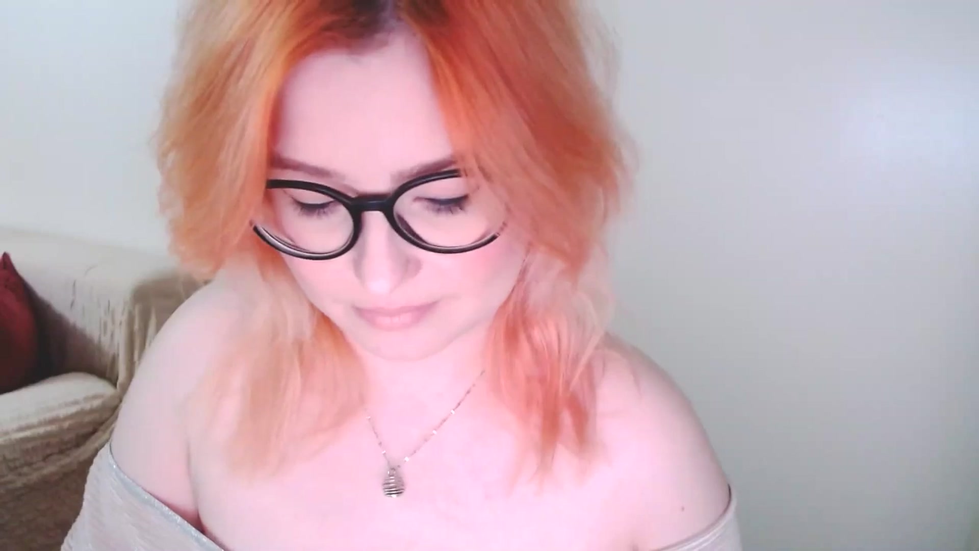 Gallery image thumbnail from EvaStar19's myfreecams stream on, 12/07/2024, 14:49 image 9 of 20