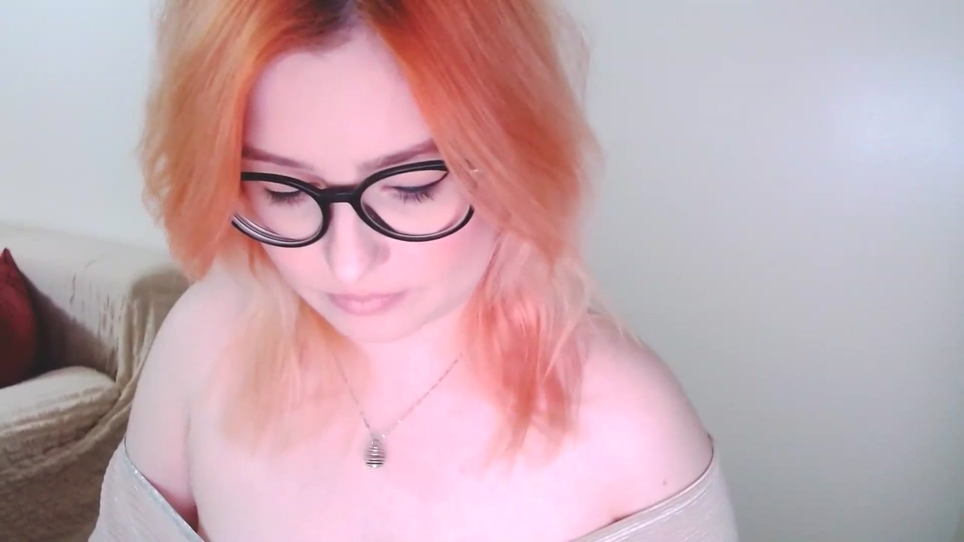 Gallery image thumbnail from EvaStar19's myfreecams stream on, 12/07/2024, 14:49 image 15 of 20