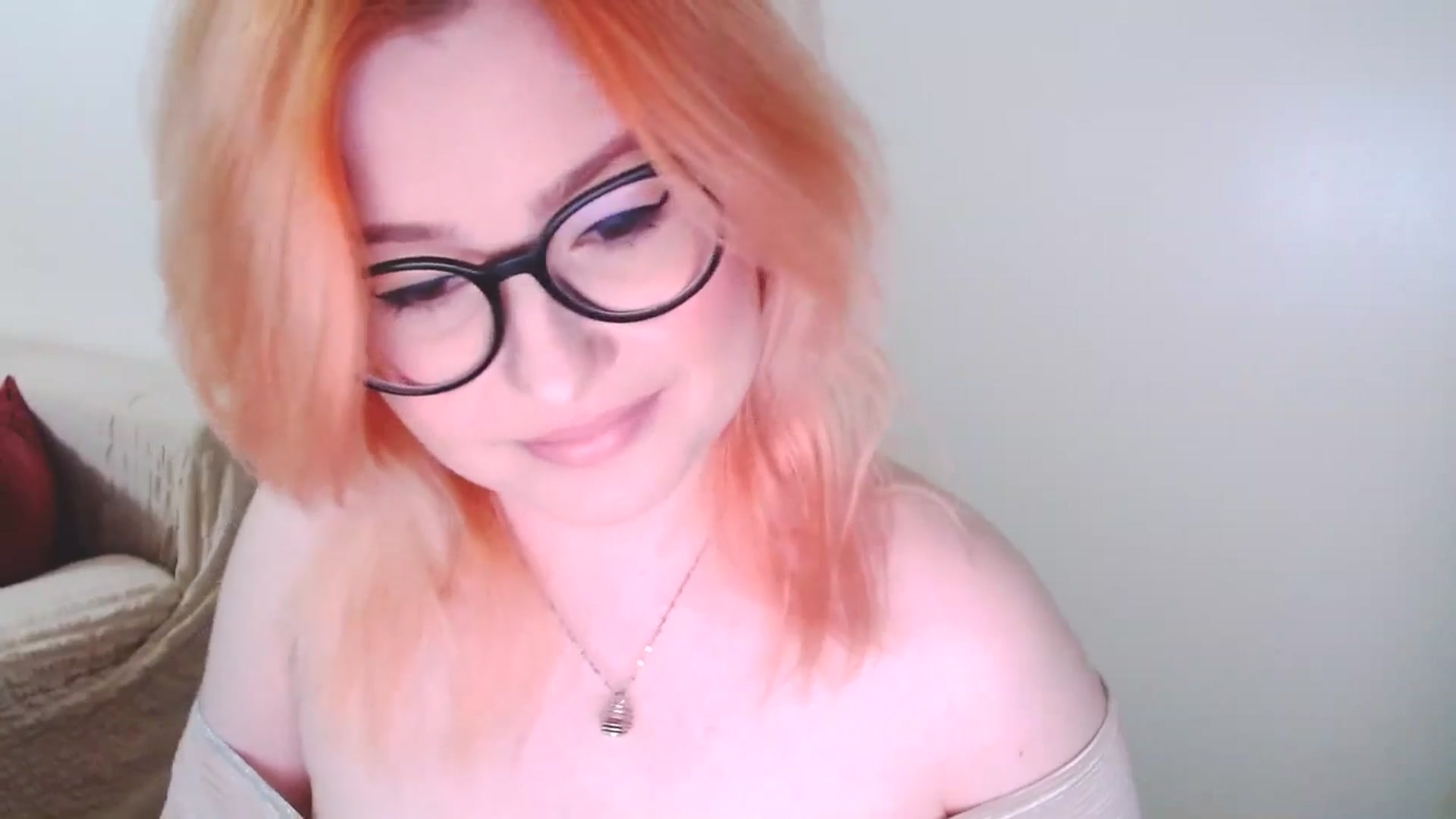 Gallery image thumbnail from EvaStar19's myfreecams stream on, 12/07/2024, 14:49 image 18 of 20