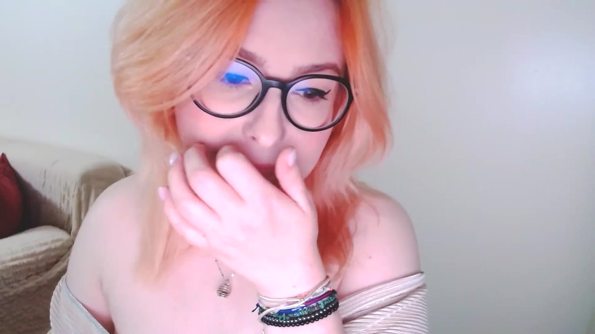 Gallery image thumbnail from EvaStar19's myfreecams stream on, 12/07/2024, 14:49 image 7 of 20