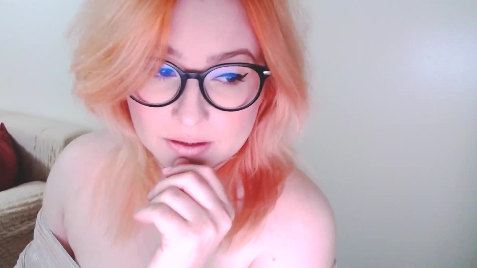Gallery image thumbnail from EvaStar19's myfreecams stream on, 12/07/2024, 14:49 image 4 of 20