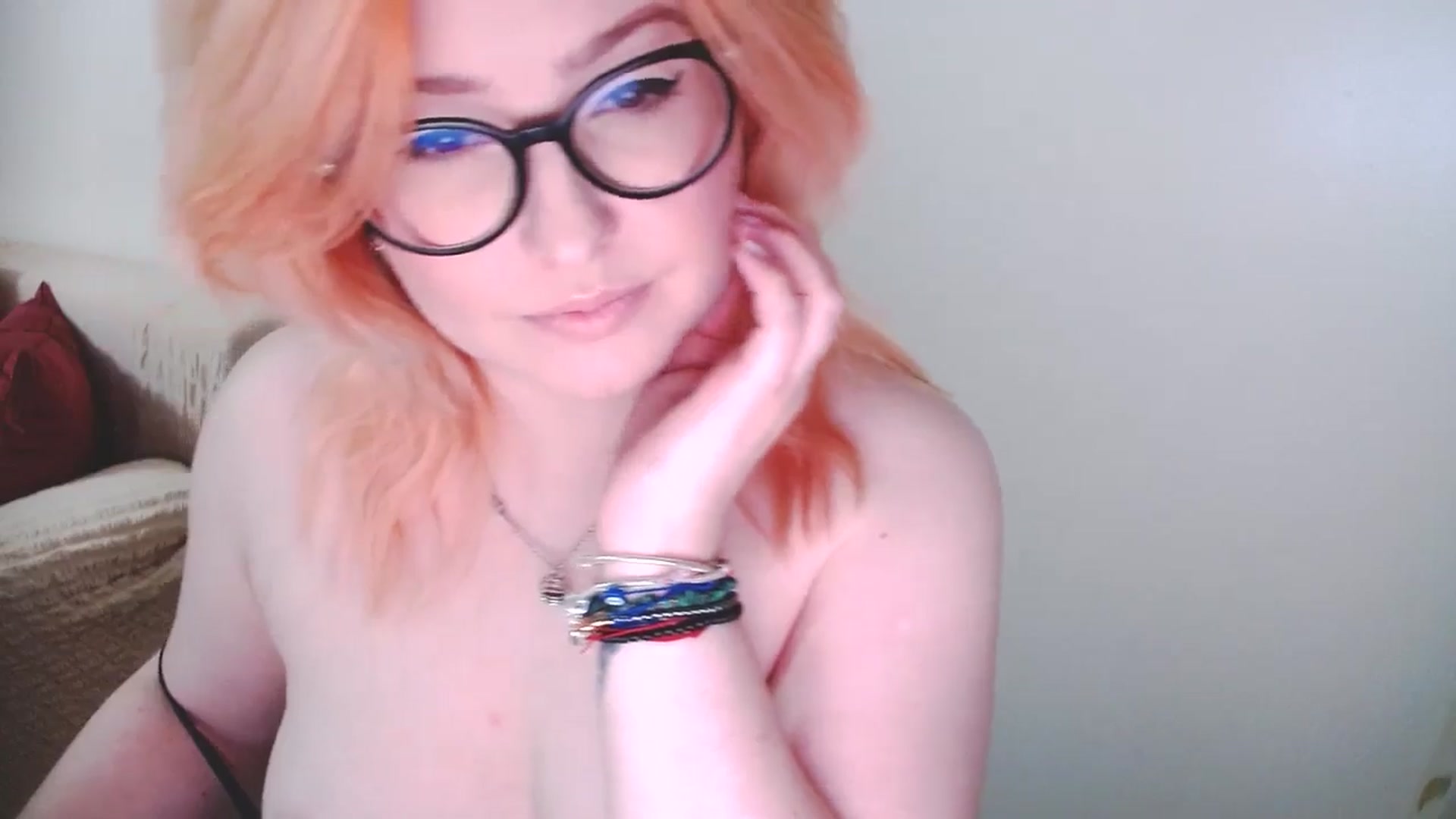 Gallery image thumbnail from EvaStar19's myfreecams stream on, 12/08/2024, 15:13 image 6 of 20