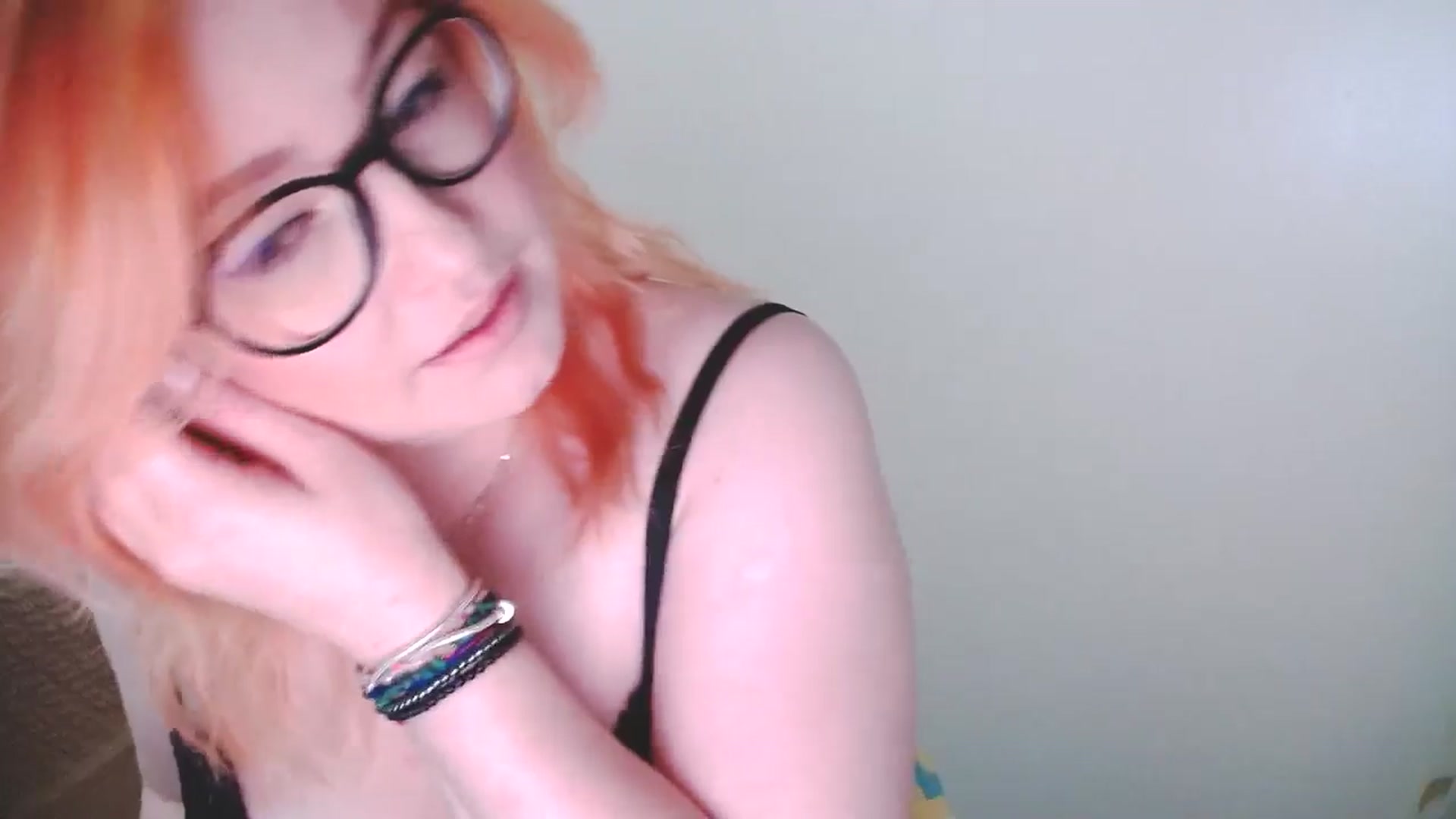 Gallery image thumbnail from EvaStar19's myfreecams stream on, 12/08/2024, 15:13 image 14 of 20