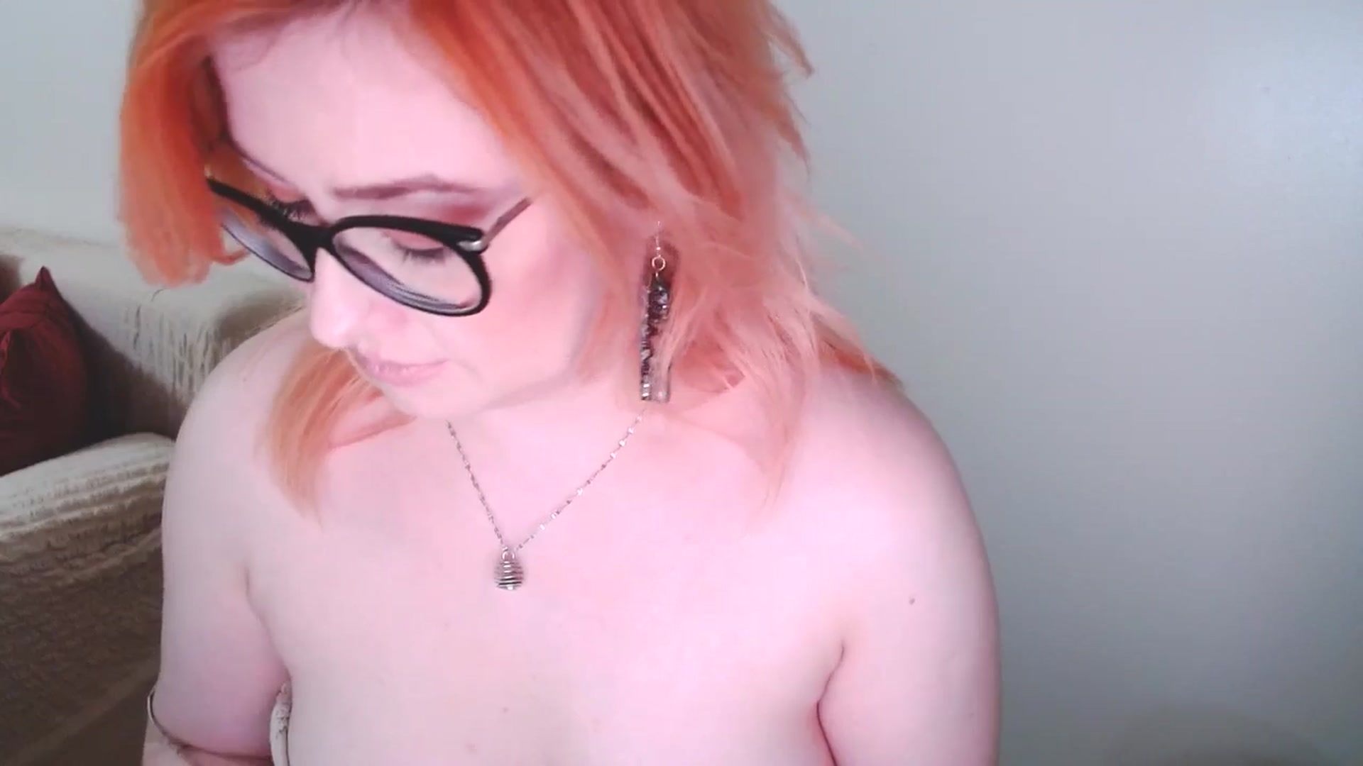 Gallery image thumbnail from EvaStar19's myfreecams stream on, 12/14/2024, 15:01 image 14 of 20