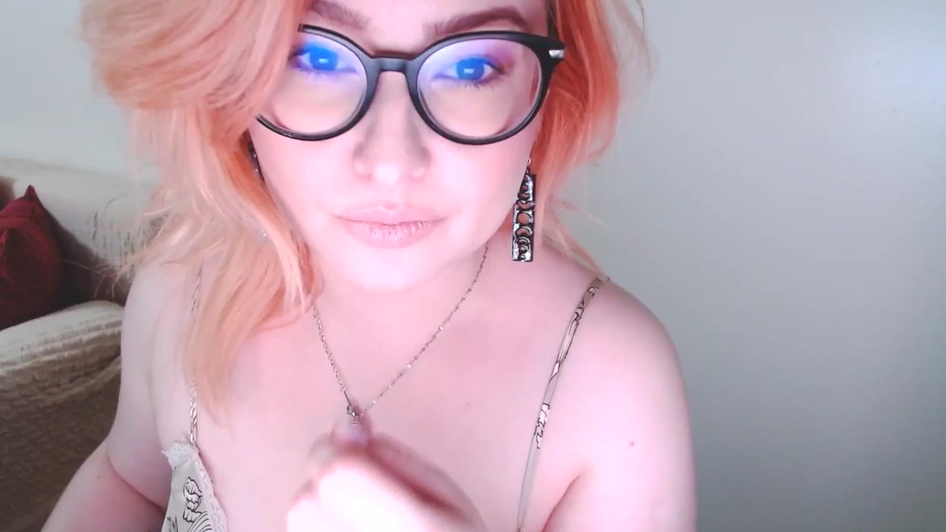 Gallery image thumbnail from EvaStar19's myfreecams stream on, 12/14/2024, 15:01 image 4 of 20