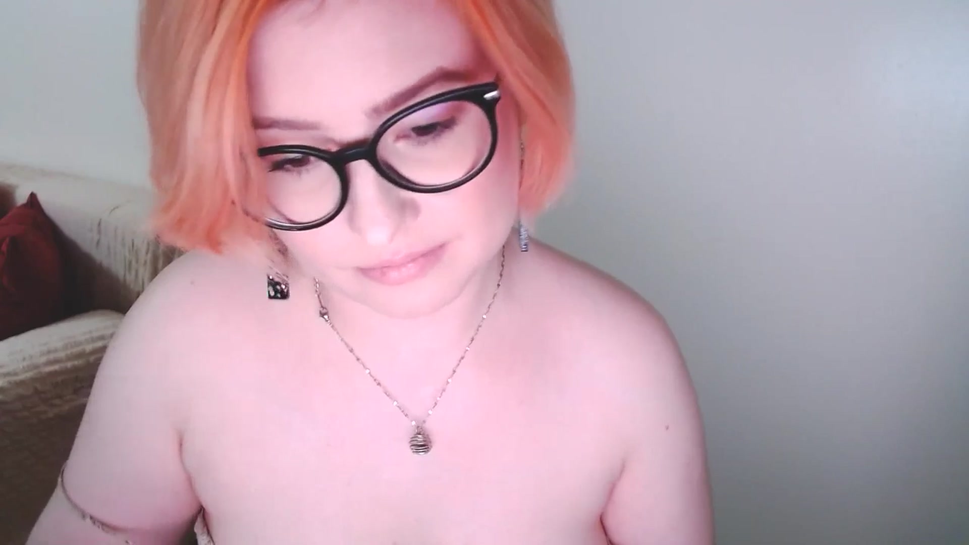 Gallery image thumbnail from EvaStar19's myfreecams stream on, 12/14/2024, 16:11 image 15 of 20