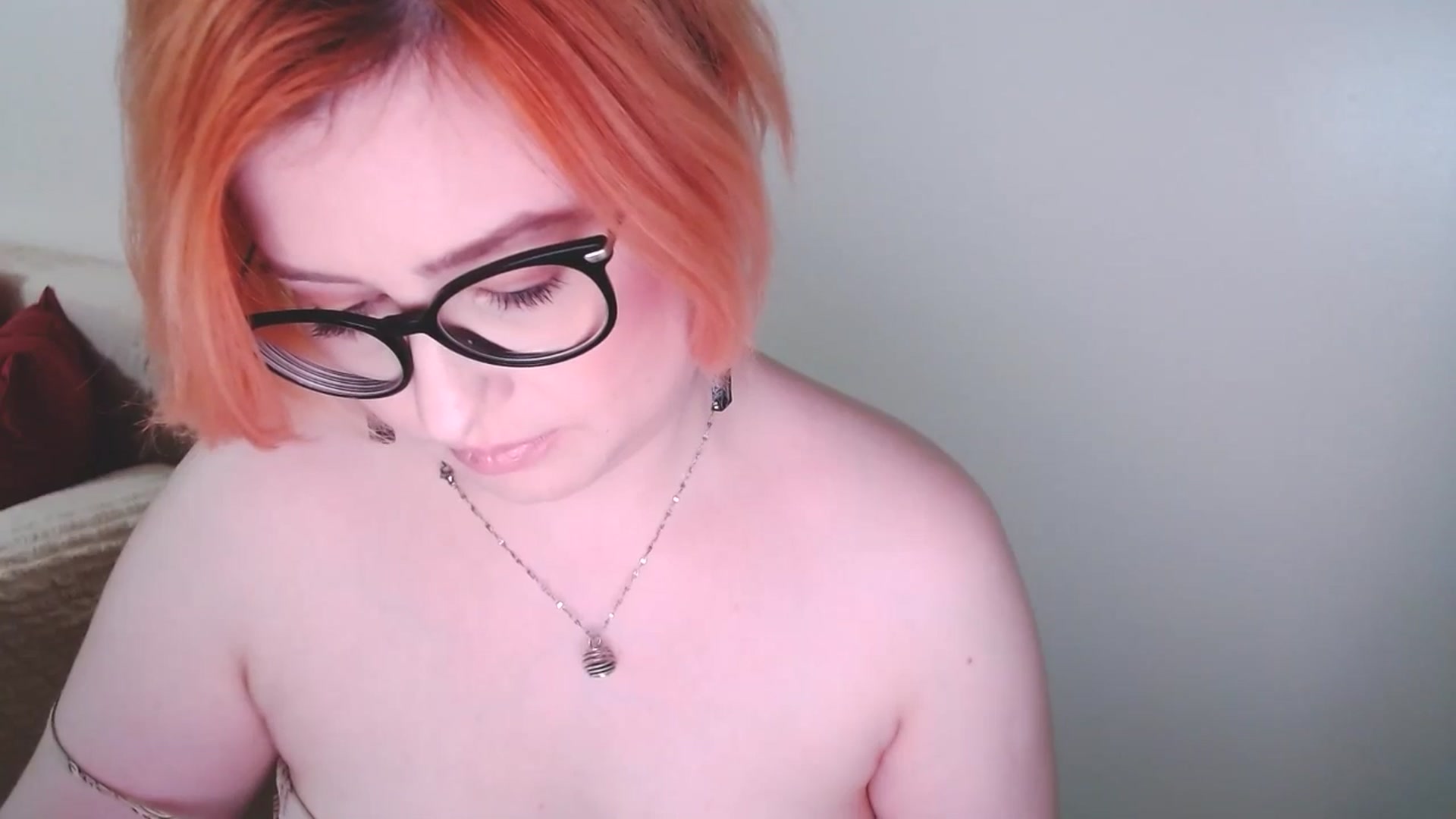Gallery image thumbnail from EvaStar19's myfreecams stream on, 12/14/2024, 16:11 image 17 of 20