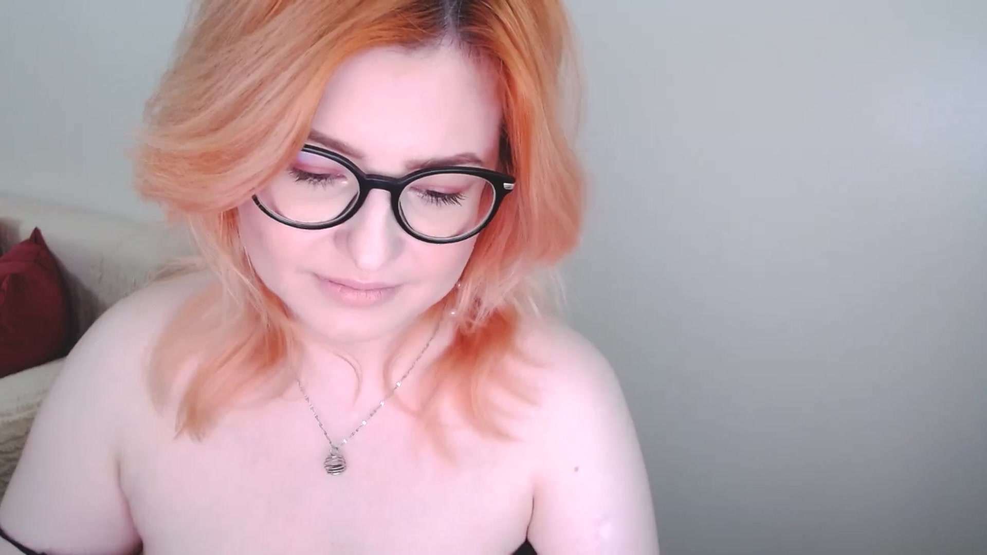 Gallery image thumbnail from EvaStar19's myfreecams stream on, 12/15/2024, 13:03 image 20 of 20