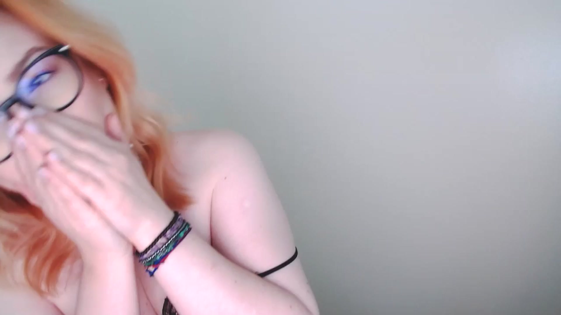Gallery image thumbnail from EvaStar19's myfreecams stream on, 12/15/2024, 14:09 image 3 of 20