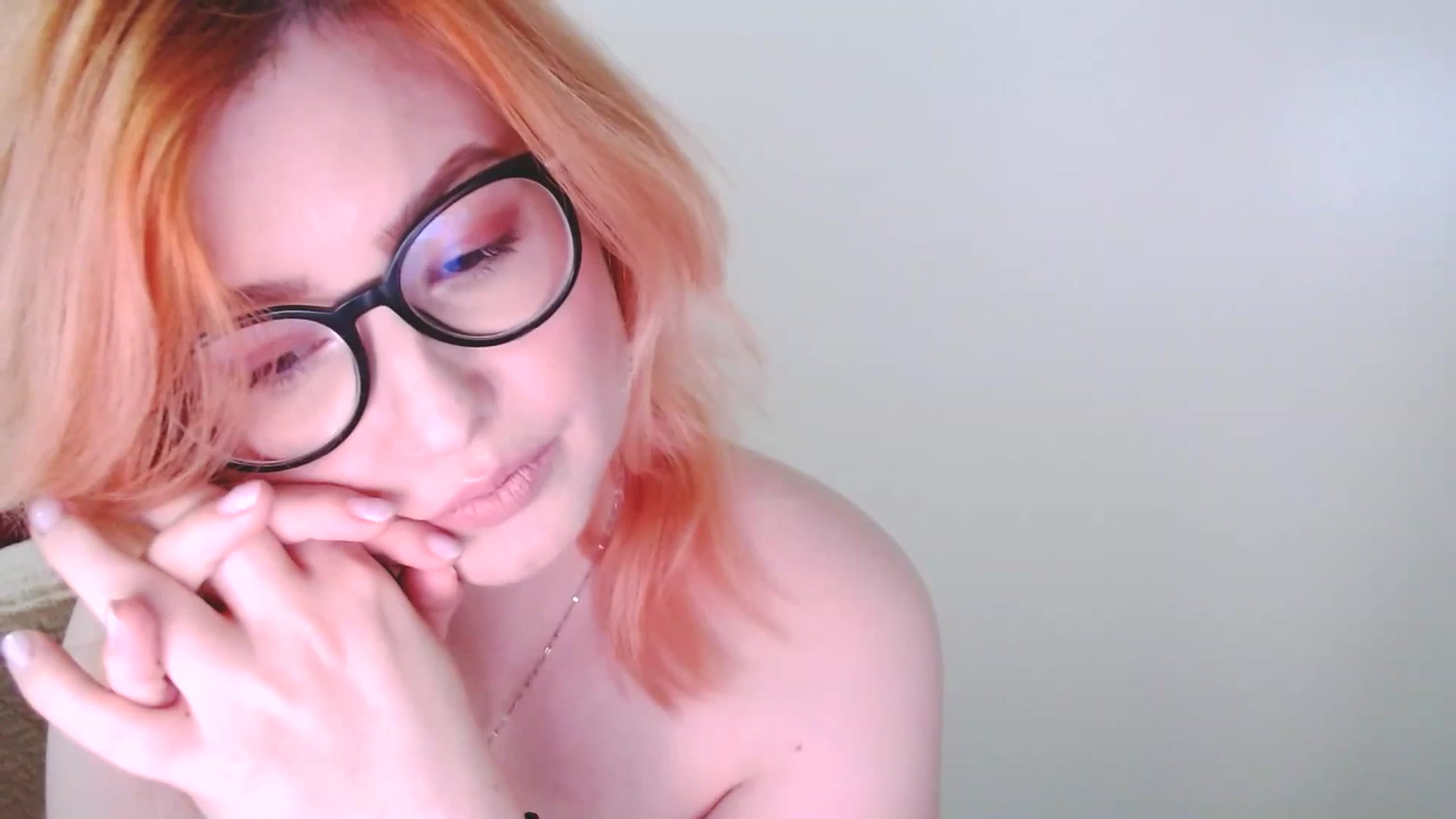 Gallery image thumbnail from EvaStar19's myfreecams stream on, 12/15/2024, 17:13 image 4 of 20