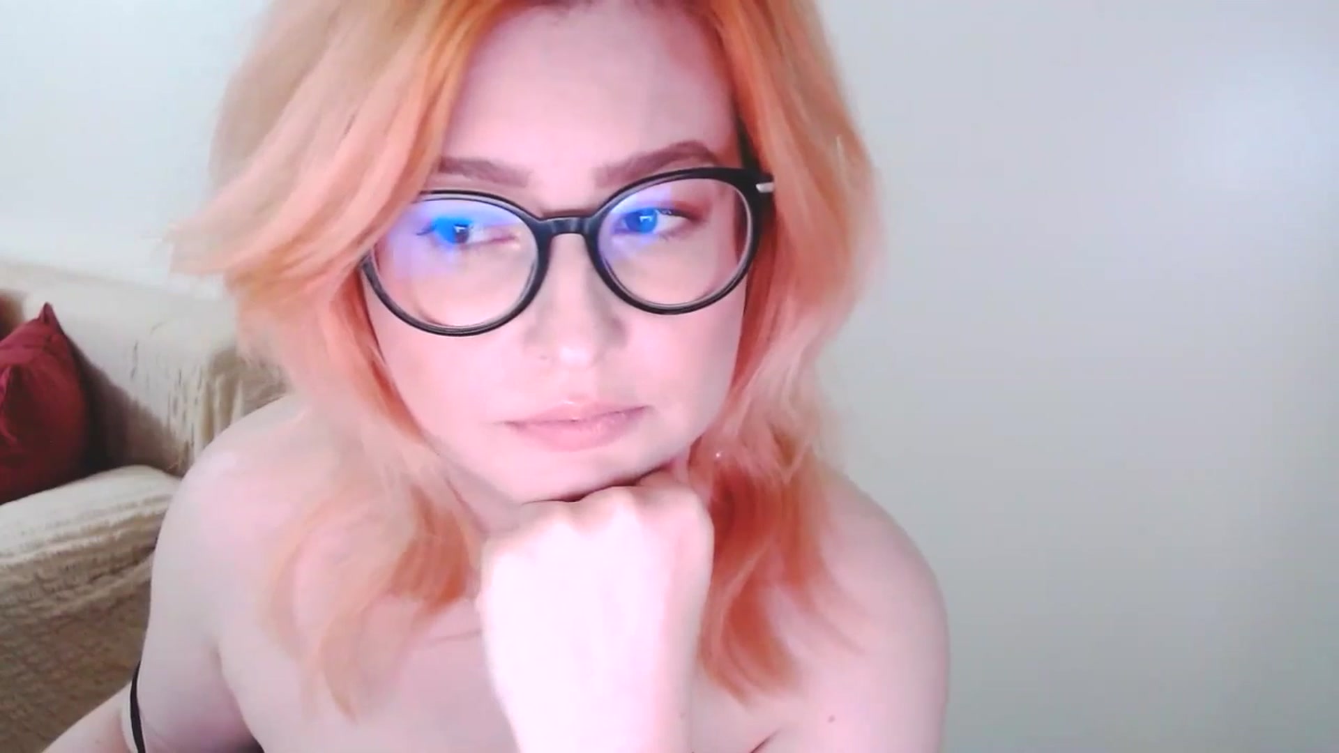 Gallery image thumbnail from EvaStar19's myfreecams stream on, 12/15/2024, 17:13 image 5 of 20